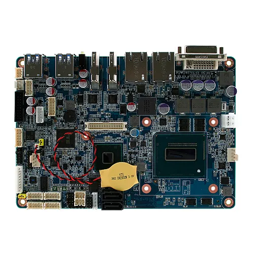 Ett EPI-QM87R SoC moderkort utan kylflänsar sett rakt ovanifrån